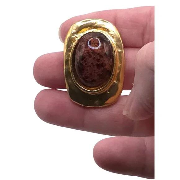 Vintage Gold-Tone Clip-On Earrings With Red Stone Cabochons Oval Shape - Picture 4 of 4